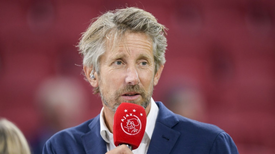 Van der Sar to quit as Ajax chief after 'tough period'