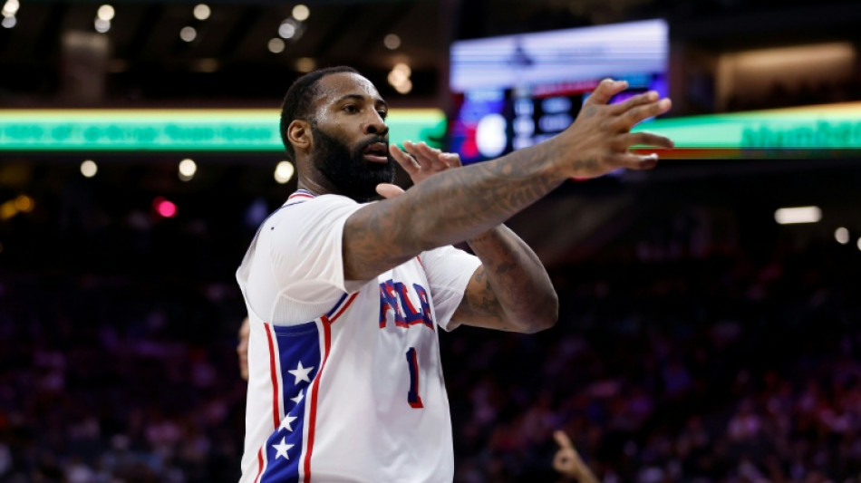  NBA fines 76ers' Drummond, Magic's Suggs $25,000 each 