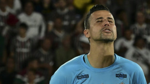 1.391 jogos: F&aacute;bio, o goleiro que parou o tempo