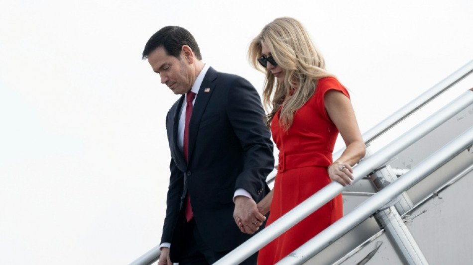  Rubio llega a Filipinas mientras EEUU condena las acciones "peligrosas" de China 