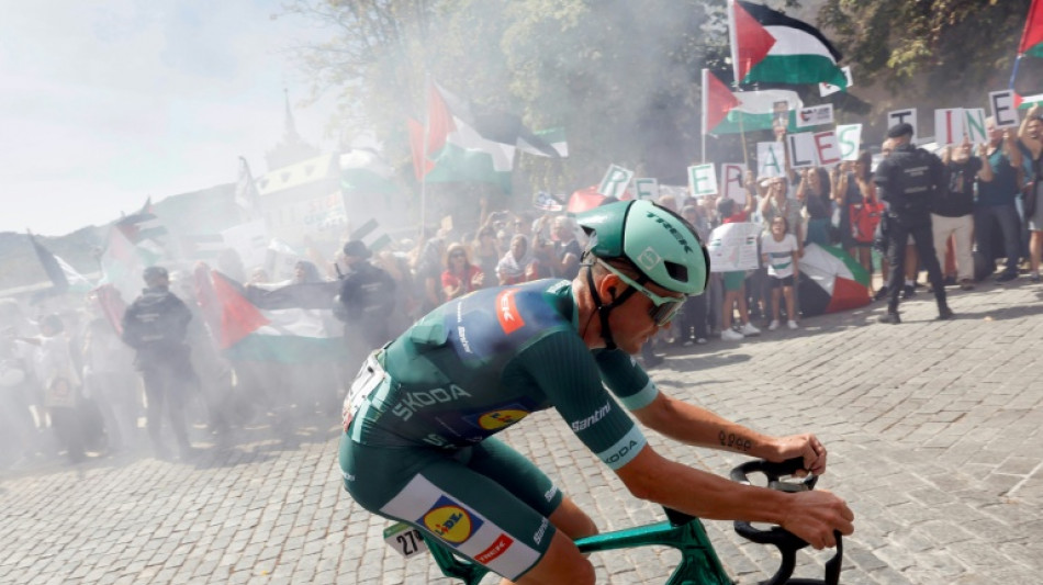  Vuelta final stage shortened amid protest fears 