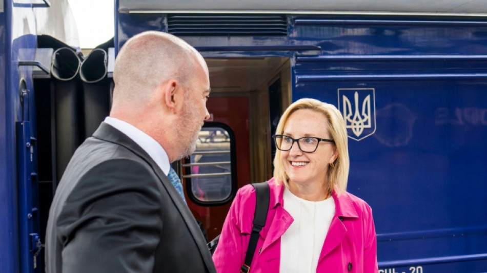  Enviada de Trump na Ucr&acirc;nia deixar&aacute; cargo ap&oacute;s um ano 