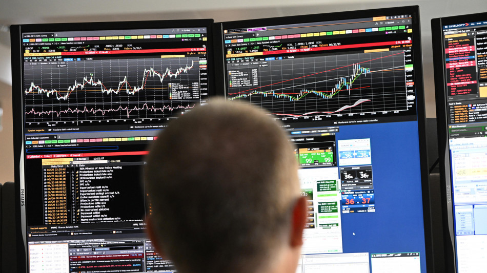 Lo spread Btp-Bund scende a 104 punti, ai minimi dal 2022