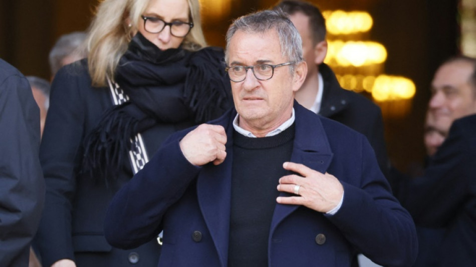 Christophe Dechavanne se met en retrait de l'émission "Quelle époque !", annonce France TV