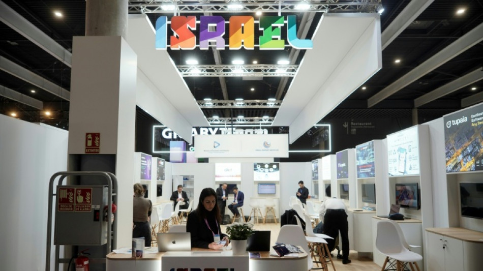  Las tensiones en Oriente Medio resuenan en el congreso mundial de la telefon&iacute;a m&oacute;vil en Barcelona 