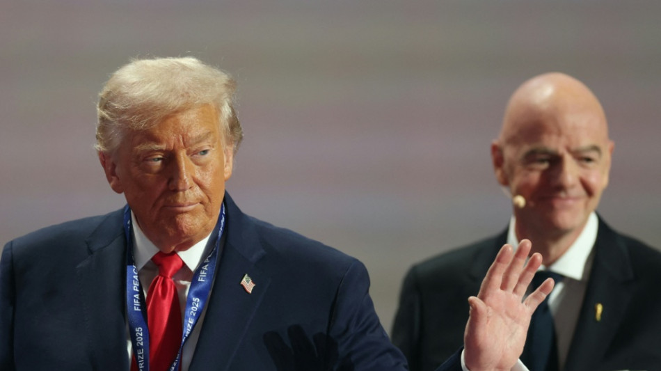  Infantino best&auml;tigt: US-Pr&auml;sident Trump &uuml;bergibt WM-Pokal  