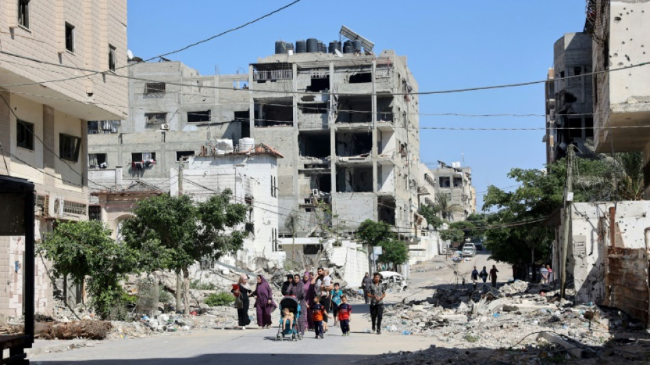 Bombardements isra&eacute;liens intenses sur Gaza, des milliers d'habitants fuient