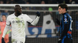 Napoli mostra for&ccedil;a de l&iacute;der e vence Atalanta; Juventus bate Milan