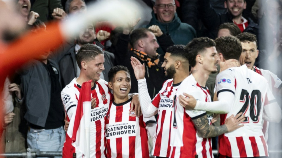 PSV consegue primeira vit&oacute;ria na Champions com goleada sobre o Napoli (6-2)
