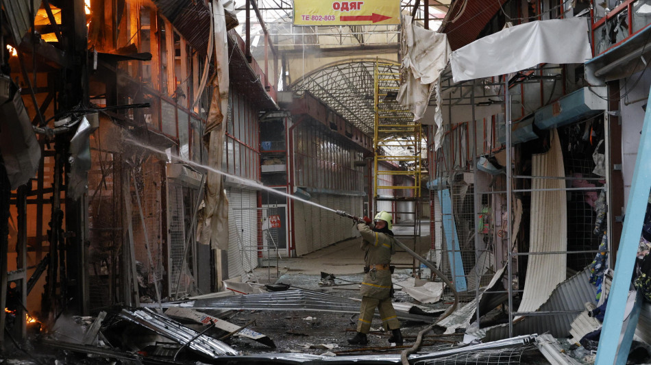  Kiev, 'attacco russo su un mercato nel Kharkiv, due morti' 
