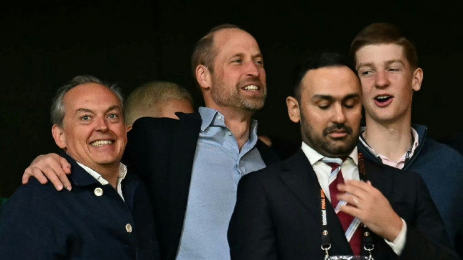  McGinn invites Prince William to join Villa's Europa celebrations 