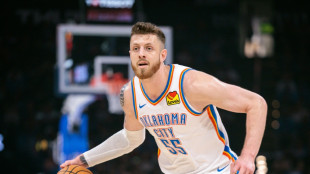 NBA: Hartenstein l&ouml;st Playoff-Ticket im deutschen Duell