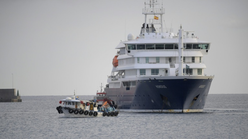  US, French evacuees from hantavirus ship test positive 