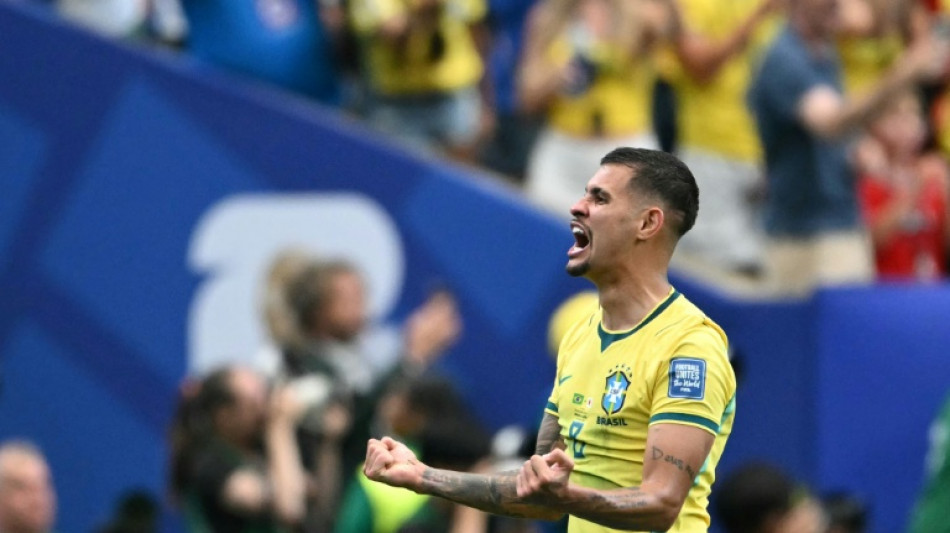  Arsenal step up bid to sign Newcastle's Guimaraes: reports 