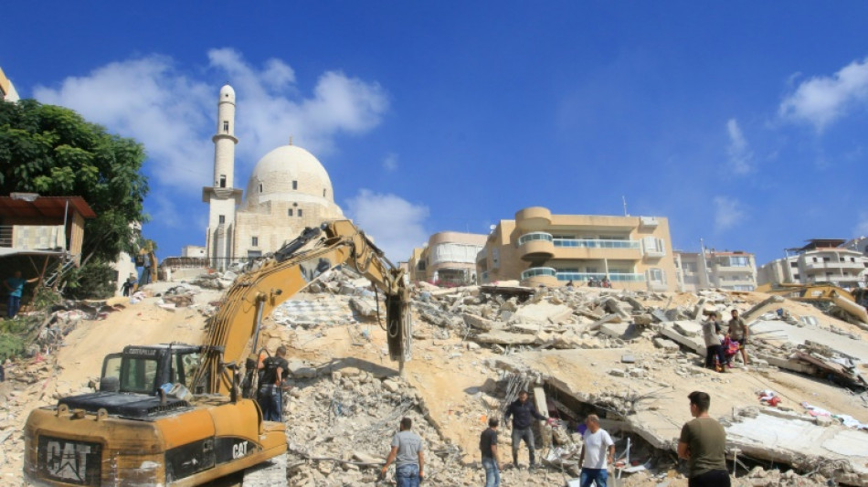 Ru&iacute;nas e l&aacute;grimas ap&oacute;s bombardeio israelense contra povoado no L&iacute;bano