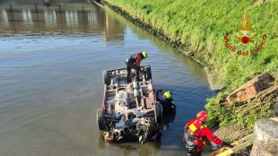 Minivan finisce dentro un canale nel Veneziano, tre morti