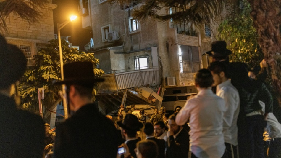  Guerra no Oriente M&eacute;dio n&atilde;o d&aacute; sinais de tr&eacute;gua apesar do an&uacute;ncio de Trump de negocia&ccedil;&otilde;es com o Ir&atilde; 