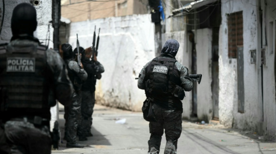 Megaopera&ccedil;&atilde;o contra o tr&aacute;fico no Rio deixa ao menos 18 mortos