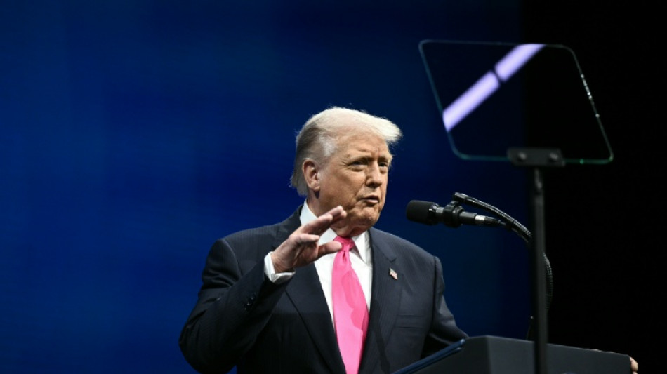 Trump anuncia que firm&oacute; una ley para hacer p&uacute;blicos los archivos del caso Epstein