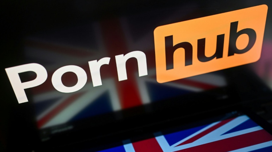  Royaume-Uni: Pornhub rouvre l'acc&egrave;s aux possesseurs d'iPhones 