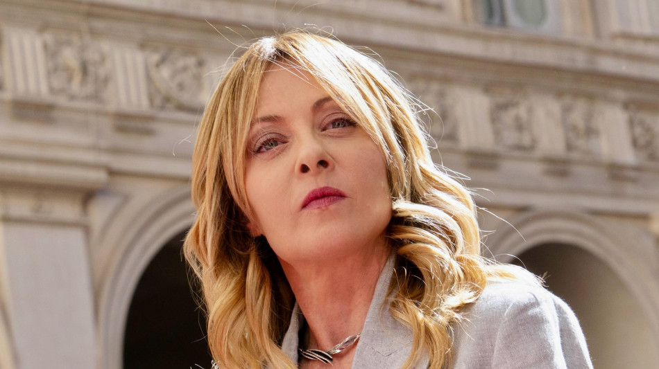 Meloni, non possiamo dire ai cittadini che i soldi ci sono solo per la difesa