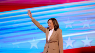 Emmen&eacute;s par les Obama, les d&eacute;mocrates sacrent Harris