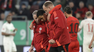 Calcio: il Bayern vince 3-1 con l'Augsburg ma perde Musiala
