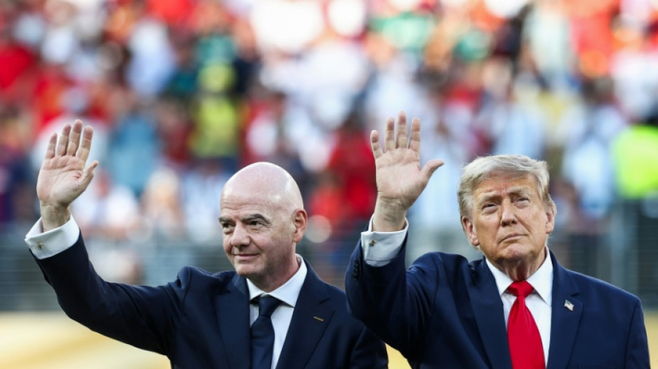  Trump says would be 'terrible mistake' to oust embattled Infantino 