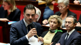 Un budget r&eacute;&eacute;crit puis rejet&eacute; en commission, pr&eacute;lude &agrave; un d&eacute;bat acharn&eacute; &agrave; l'Assembl&eacute;e
