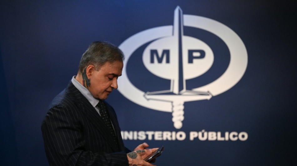 Sube a 36 el n&uacute;mero de detenidos por las "conspiraciones" contra Maduro, dice el fiscal general