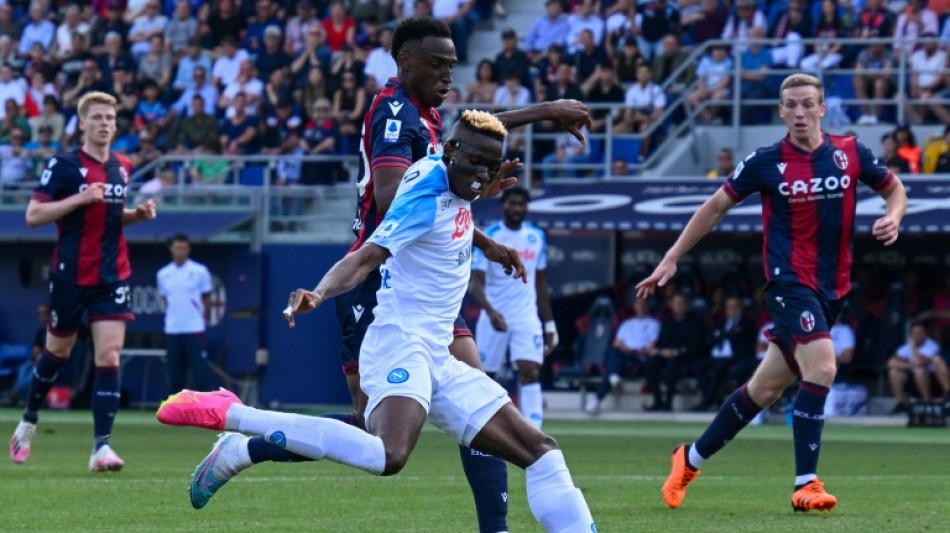 Lecce safe after late penalty drama, Lazio reclaim second