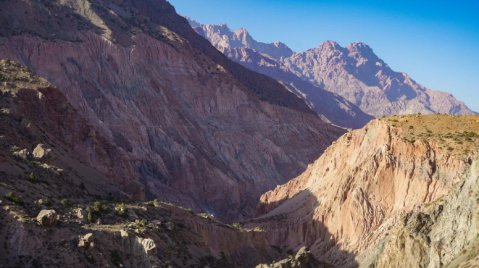  Race for rare minerals brings boom to Tajikistan's mines 