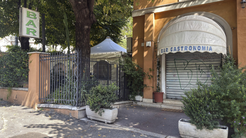 Confcom, quasi mezzo milione di locali sfitti, piccoli comuni e borghi senza servizi 