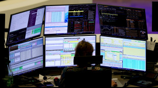 Borsa: l'Europa apre in cauto rialzo con gli occhi all'Iran