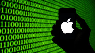 Vente d'iPhone: Apple condamn&eacute; &agrave; indemniser trois op&eacute;rateurs pour pr&egrave;s de 39 millions d'euros
