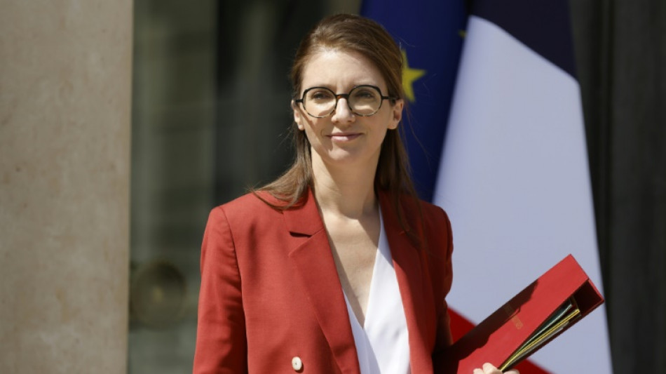  GPA: une idée "totalement contraire" à la "dignité des femmes", selon Aurore Bergé 