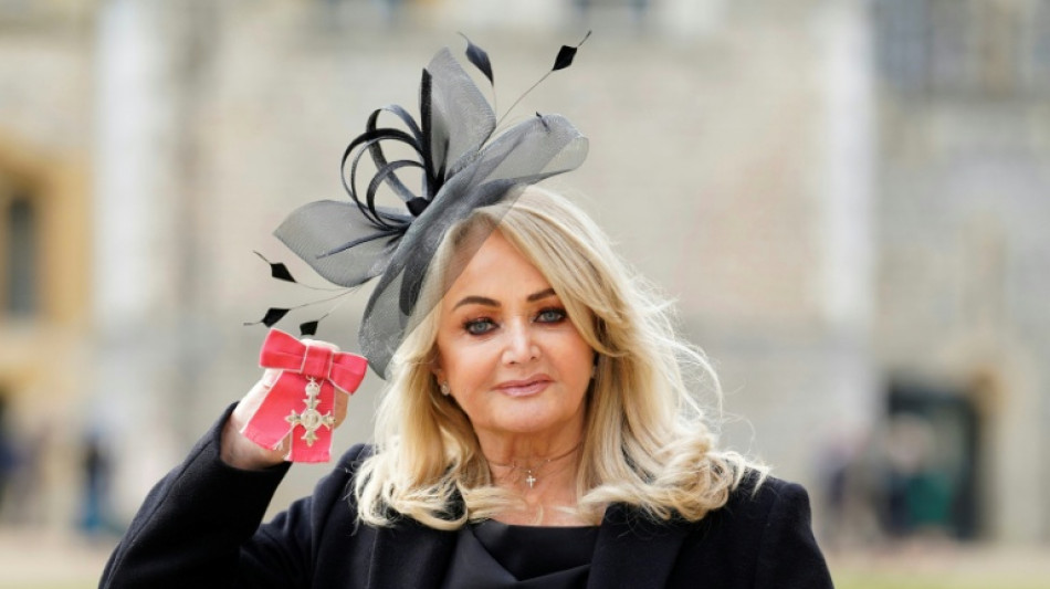  Singer Bonnie Tyler in induced coma in Portugal 