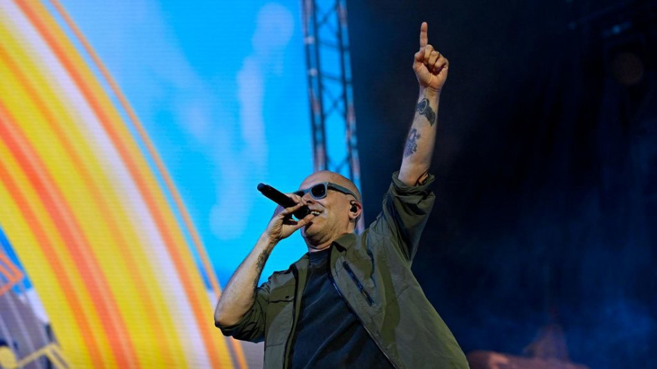  Gli anni d'oro di Max Pezzali arrivano allo stadio Maradona 