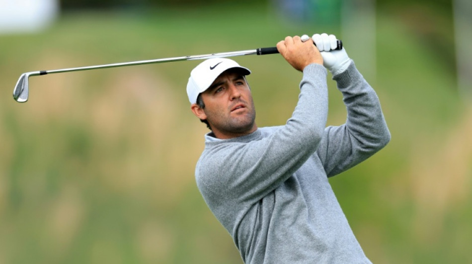  No.1 Scheffler among seven to share first-round PGA lead 