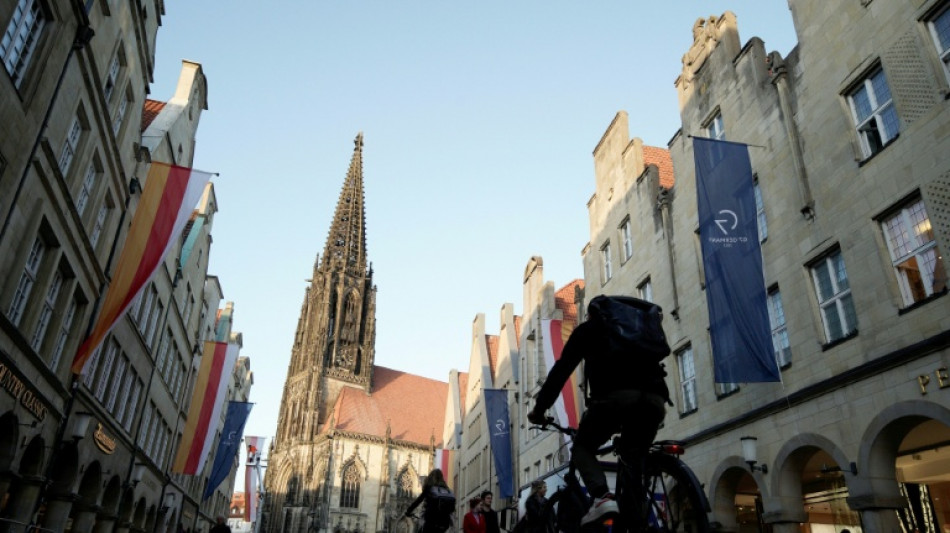  Heiner Wilmer als neuer Bischof von M&uuml;nster eingef&uuml;hrt 