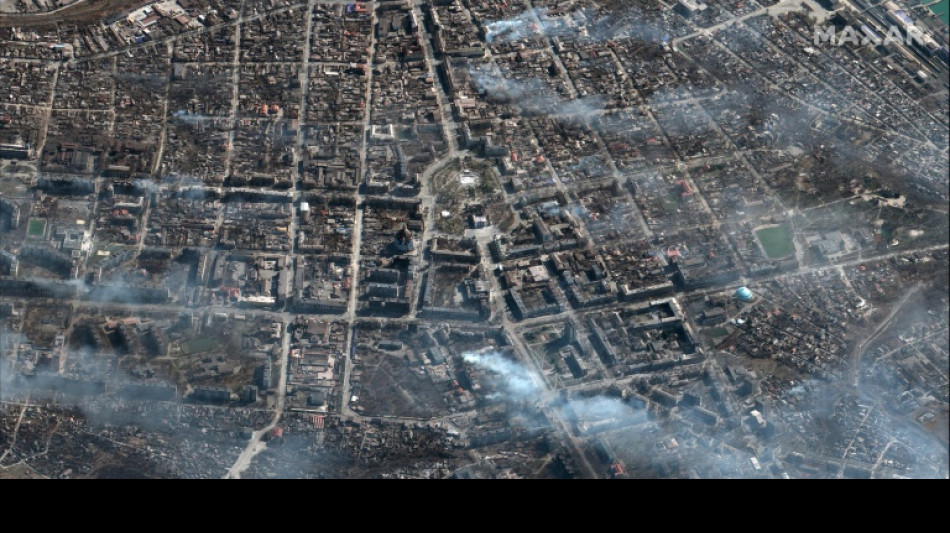 Ukraine: nouvel effort pour sortir les civils de Marioupol d&eacute;vast&eacute;e, Kiev sous couvre-feu