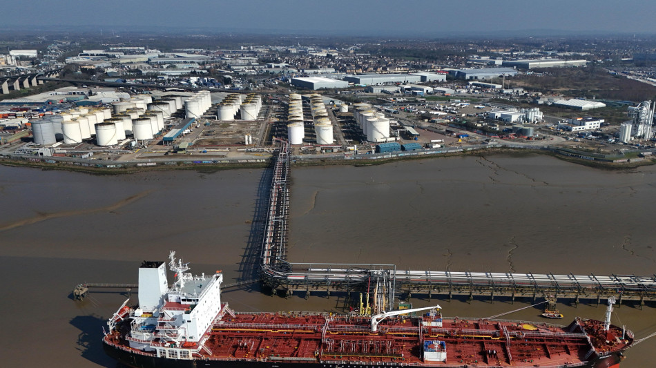  Thailandia, raggiunto un accordo con l'Iran per lo Stretto di Hormuz 