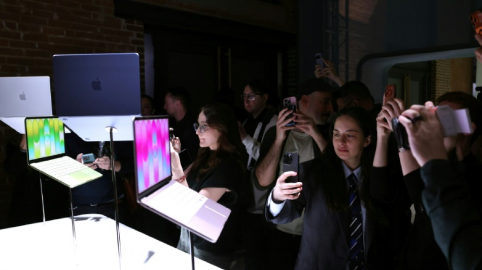  Apple obtiene mejores resultados trimestrales de lo previsto 