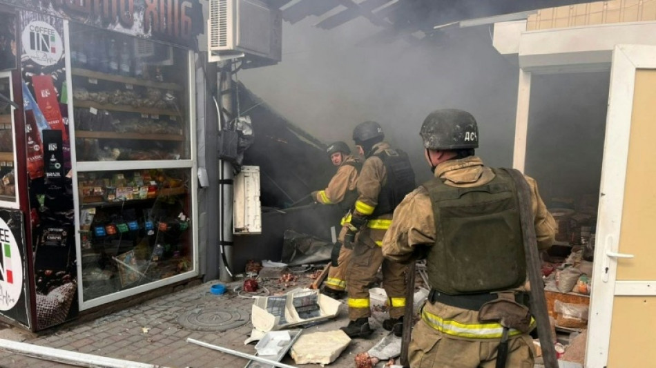  Ukraine: six morts et des dizaines de bless&eacute;s dans des frappes russes 