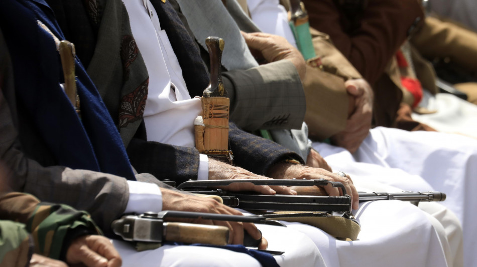  Gli Houthi dello Yemen rivendicano il primo attacco contro Israele 