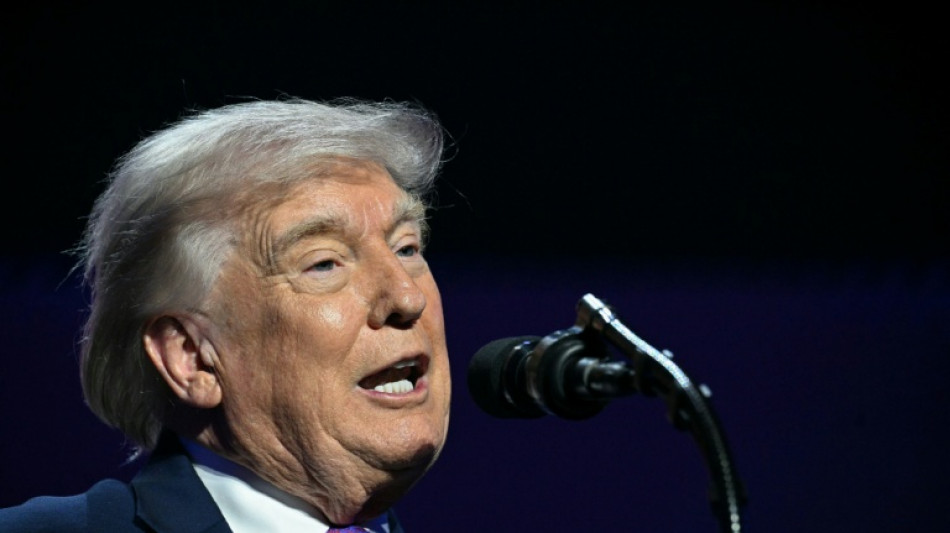 Ir&atilde; amea&ccedil;a fechar novamente Ormuz se bloqueio dos EUA continuar