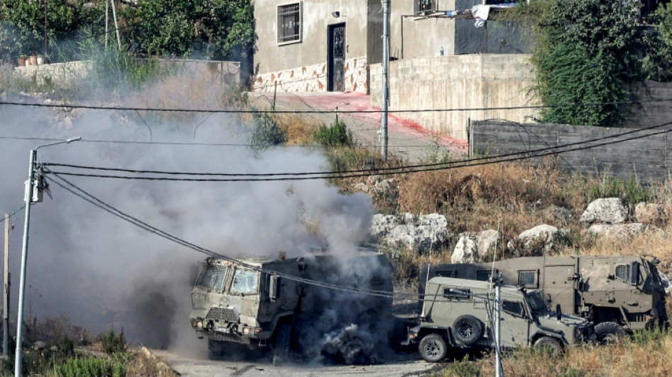 Opera&ccedil;&atilde;o israelense na Cisjord&acirc;nia mata cinco palestinos