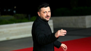 Zelensky conversa com pr&iacute;ncipe herdeiro da Ar&aacute;bia Saudita sobre seguran&ccedil;a