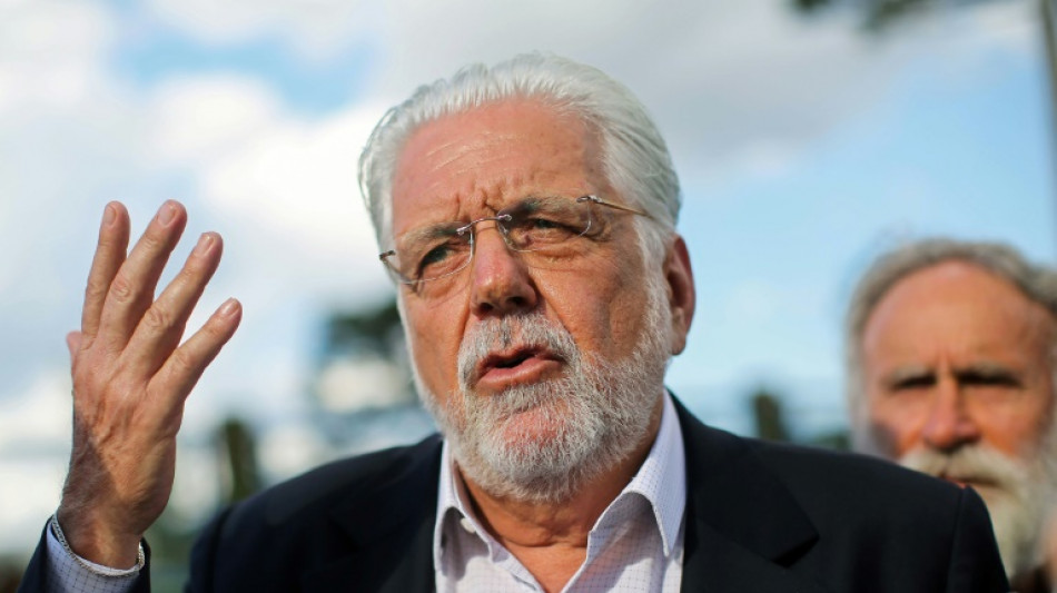  Brazilian police probe senator close to Lula 