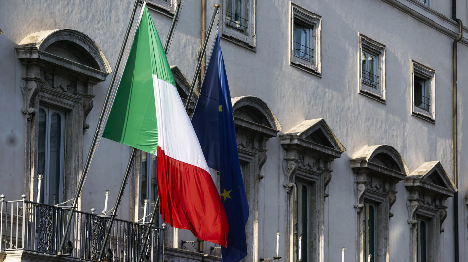  Fonti, 'a Ecofin non atteso confronto su flessibilit&agrave;, punto su extraprofitti' 
